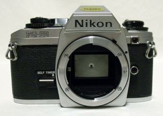Vintage Nikon Fg - 20 35mm Slr Film Camera Body Only Meter