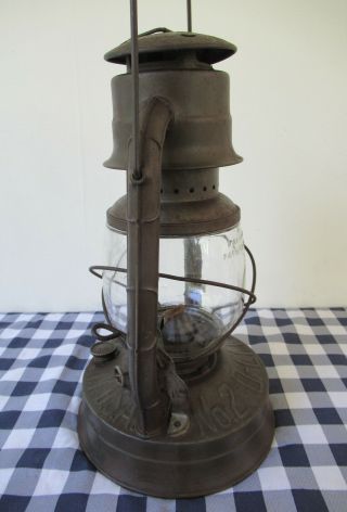 Antique Lantern DIETZ D - LITE Primitive Oil Kerosene Barn Lamp,  Manufactured 1938 3