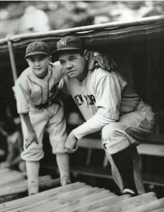Babe Ruth York Yankees Baseball 11x14 Photo Brace (signed) W/batboy