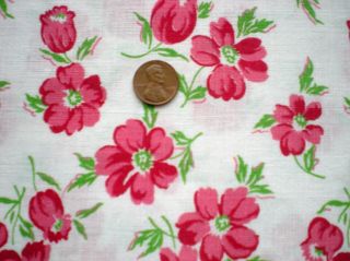 FLORAL Vtg FEEDSACK Quilt Sewing Doll Clothes Craft Fabric Red Pink Green 2