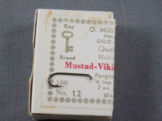 Box Of Vintage Mustad 9671 12 Hooks