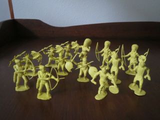 Vintage 1950s Marx Western Playset 13 Flat Yellow Color Matched 54mm Indians