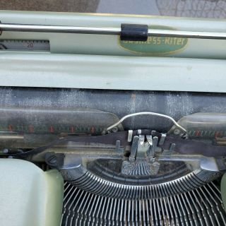 Voss Business riter antique typewriter 3