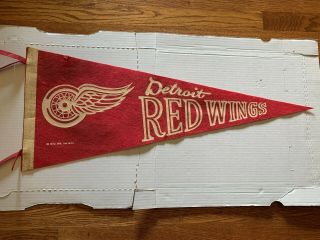 Vintage 1970 Nhl Pennant - Detroit Red Wings