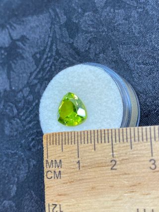 Lovely Unknown Faceted Green Gemstone In Gem Jar - 3.  80ct - Vintage Estate Find