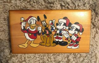 Vintage Lane Cedar Wood Box Disney Christmas Mickey Donald Pluto Minnie No Key