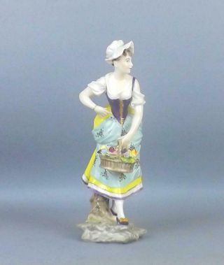 Antique Porcelain Dresden German Young Pare of Figurines by Volkstedt 3