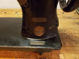 Antique Industrial SINGER Sewing Machine Head Model 31 - 15 2