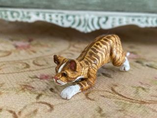 Vintage Miniature Dollhouse Artisan Sculpted Stalking Creeping Cat Orange White
