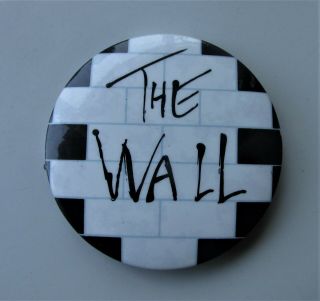 Pink Floyd The Wall Tour 1980/81 Large Vintage Metal Pin Badge