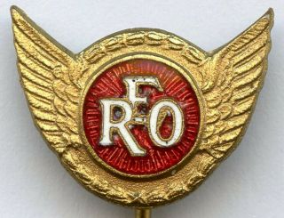 Reo Logo Motor Car Company Vintage Pin Badge