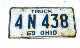 Vintage Ohio 1969 White With Blue Lettering 4n438 Truck License Plate Collectibl