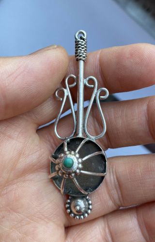 Vintage 925 Sterling Silver Unusual Design Turquoise Silver Pendant