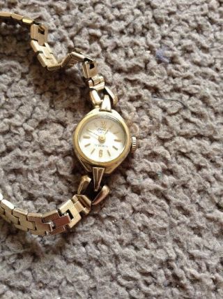 Vintage Stowa Ladies Rolled Gold Wristwatch.  17 Jewel.  Keeps Good Time.  K61