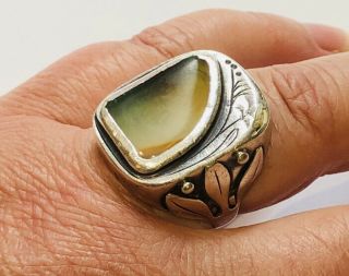 Arts And Crafts Agate Heavy Silver Ring,  Embossed Flowered Shoulders