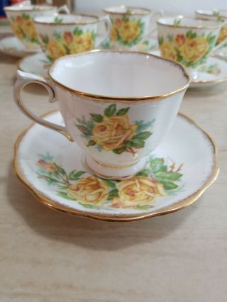Royal Albert Yellow Tea Rose Pattern Tea Cup & Saucer Set of 6 EUC UHB102 3