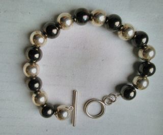 Stunning,  Quality,  Vintage Sterling Silver.  Black And Silver Ball Bracelet. 2