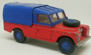 A Vintage Corgi No.  406S Land Rover 109 WB 1963 with Suspension - Repainted 2