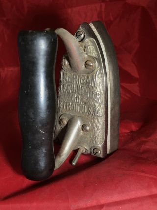 Antique Electric Press Iron American Electric Heater Co.  Detroit U.  S.  A Sad Iron