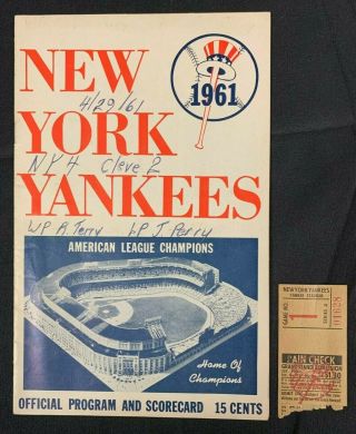 1961 Ny Yankees Vs Cleveland Indians Baseball Program/score Card Scored W/ticket