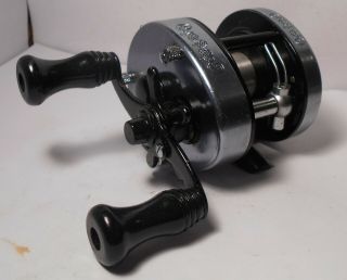 Vintage Shakespeare President Ii No.  1982 Levelwind Conventional Fishing Reel