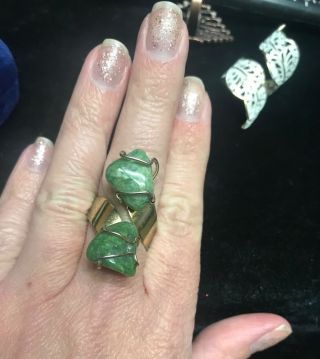 Vintage Green real Rock wire wrapped adjustable bypass ring gold tone 2
