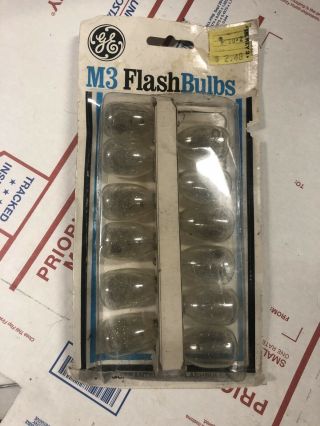 Vintage Ge M3 Clear Flash Bulbs 9 Total