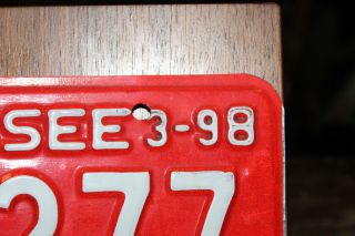 1998 March Tennessee Auto Dealer License Plate Dealership D - 39277 2