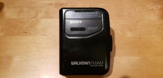 Vintage Sony Walkman Wm - Fx101 Cassette Player Am/fm Radio Good