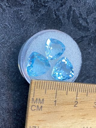 Lovely Unknown Faceted Blue Gemstones In Gem Jar - 12.  95ct - Vintage Estate Find