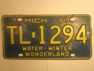 License Plate Car Tag 1967 Michigan Lt 1294 [z289]