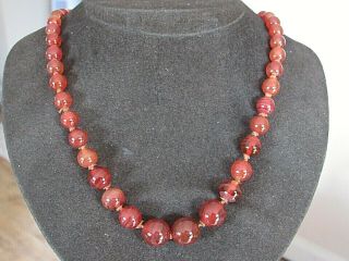 Vintage Art Deco Jewellery Graduating Hand Knotted Carnelian Agate Bead Necklace