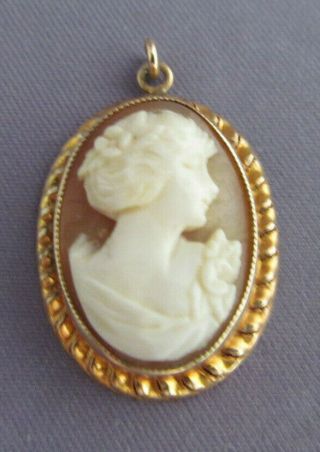 Antique Art Deco Victorian 10k Yellow Gold Oval Carved Shell Cameo Pendant