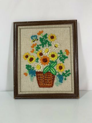 Vintage Wood Framed Crewel Embroidered Flower Vase Picture Needlepoint Yarn Art