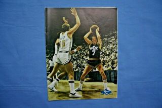 1976 - 77 Indiana Pacers Yearbook/program Vg - Ex Jazz Vs Pacers Maravich On Cover