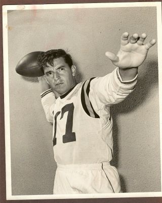 1960s Press Photo Afl Quarterback Lee Grosscup Of The York Titans Posed