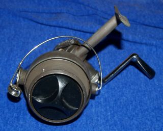 Vintage Orvis 100 A Spinning Fishing Reel Made in Italy 3