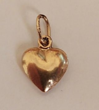 14k Puffy Heart Shape Charm Vintage Yellow Gold ( (370))