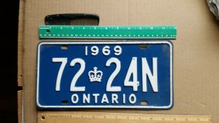License Plate,  Canada,  Ontario,  1968,  72 Crown 24n