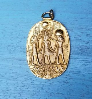 Vintage Gold Tone MMA Egyptian King Tut 1976 Exhibit Cartouche Pendant 3