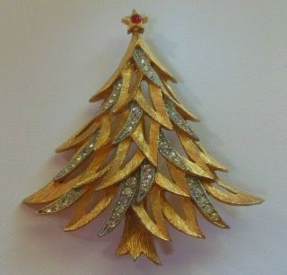 Vintage Signed Jj Gold - Tone Rhinestone Christmas Tree Brooch