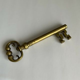 Old Vtg Collectible Brass Skeleton Key Bottle Opener And Hidden Corkscrew 8”
