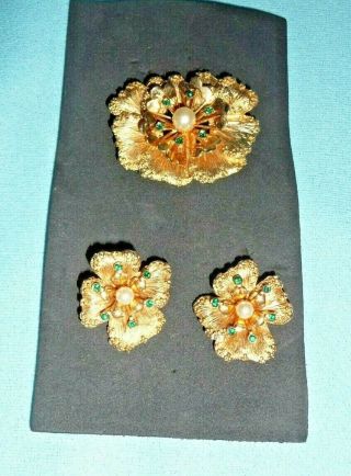 Vintage Sarah Coventry Brooch/pin & Earring Set Gold With Small Green Stones