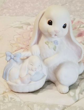 Vintage Easter Rabbit Lovin Bunnies Figurine 1999 Homco