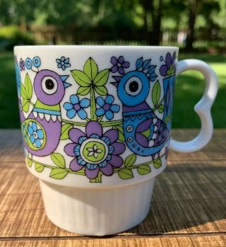 Vintage Retro 70s Blue Green And Purple Birds Daisy Flower Coffee Mug Cup.