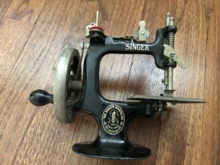 Antique Singer Sewing Machine Toy Vintage Childs