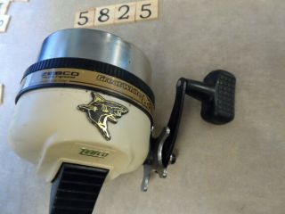 T5825 Hr Zebco 888 Great White Fishing Reel Made In Usa