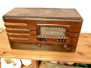 Antique Westinghouse Wr - 270 Table Top Tube Radio