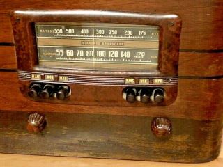Antique Westinghouse WR - 270 table top tube radio 2