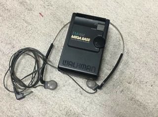 Vintage Blk Sony Walkman Srf - 60 Am/fm Stereo Receiver,  Mdr - W05 Headphones